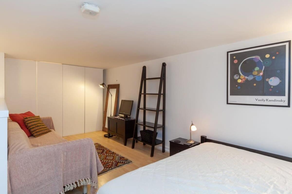 Charming 1 Bedroom Apartment In Old School House London Eksteriør billede