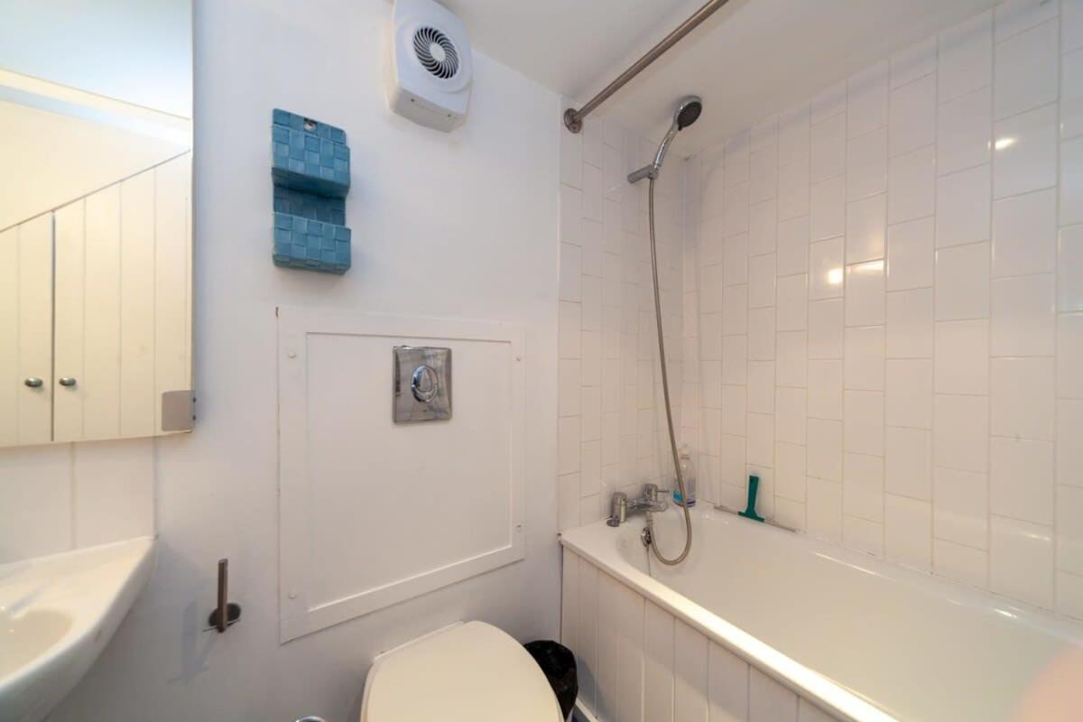 Charming 1 Bedroom Apartment In Old School House London Eksteriør billede