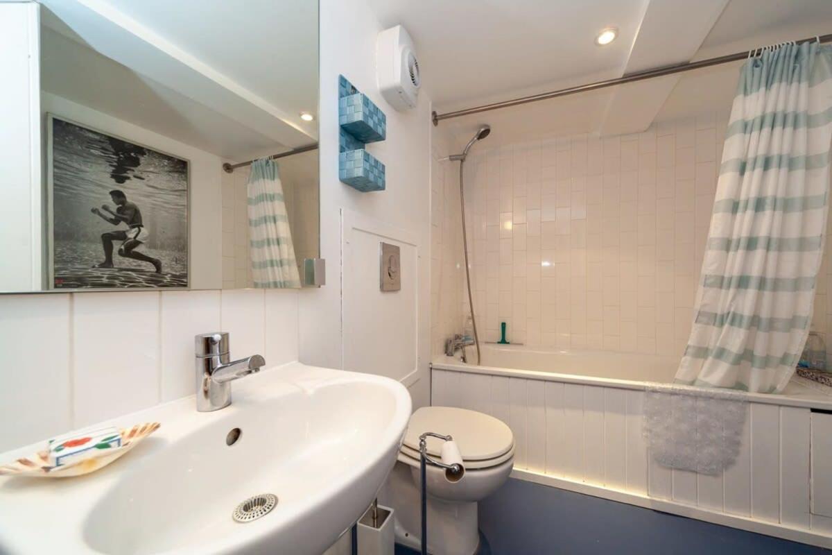 Charming 1 Bedroom Apartment In Old School House London Eksteriør billede