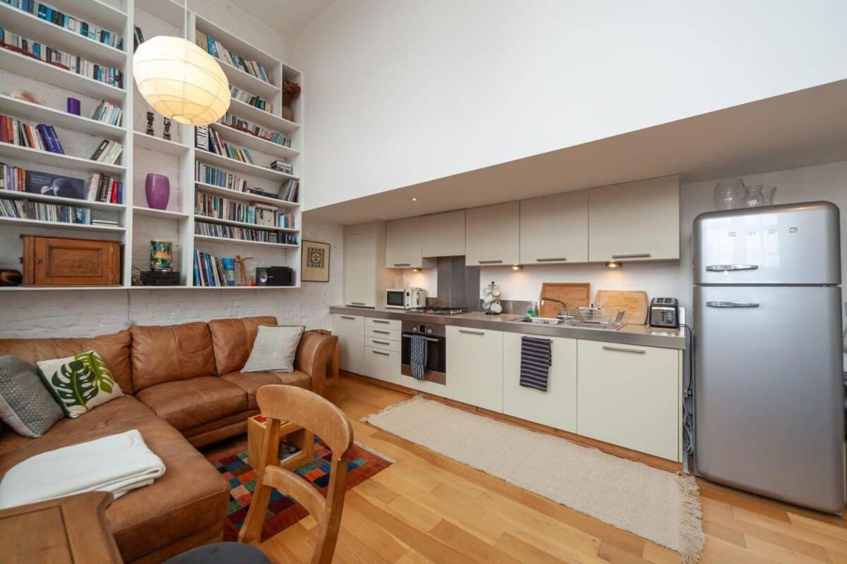Charming 1 Bedroom Apartment In Old School House London Eksteriør billede