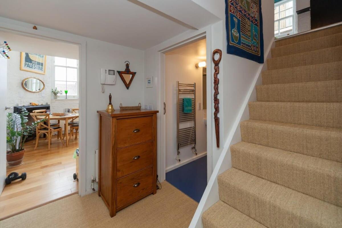 Charming 1 Bedroom Apartment In Old School House London Eksteriør billede