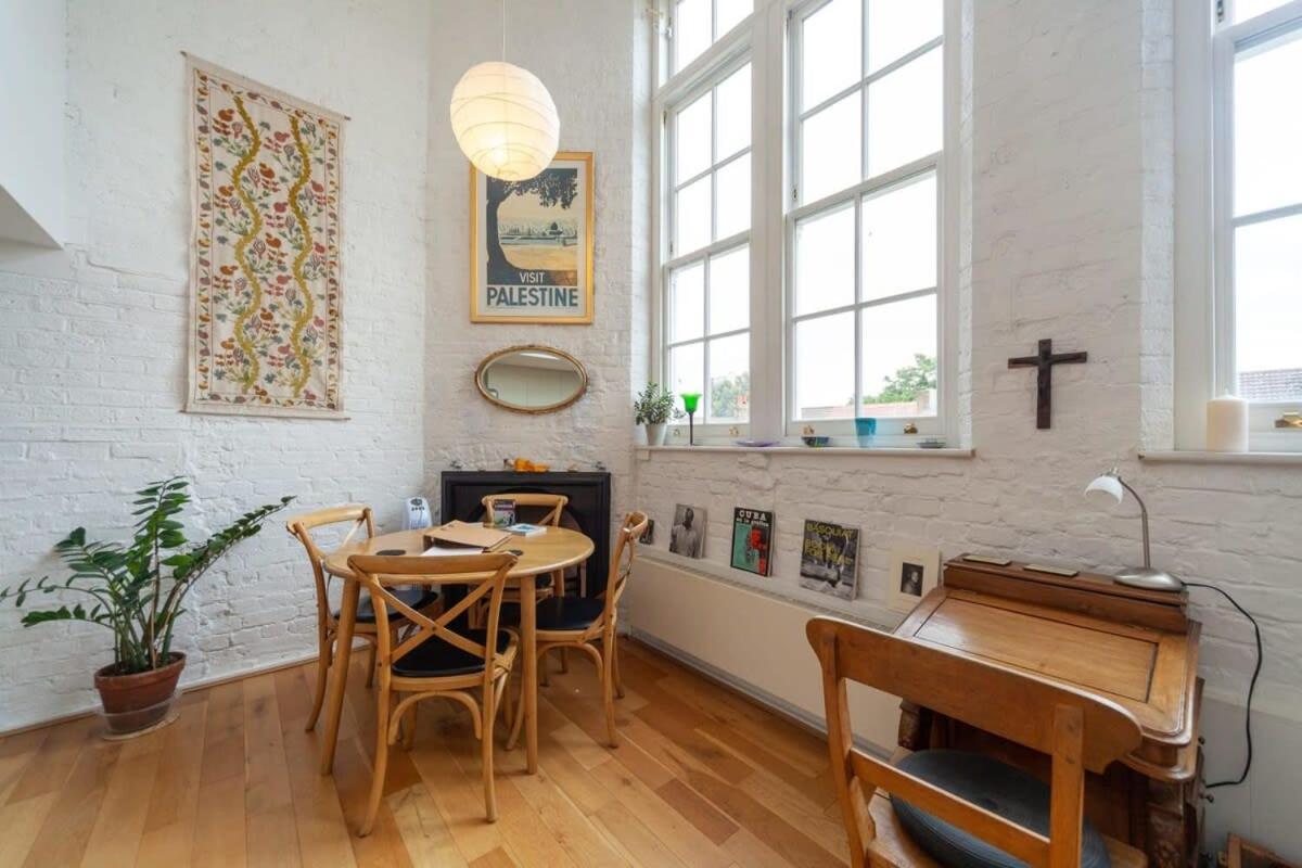 Charming 1 Bedroom Apartment In Old School House London Eksteriør billede