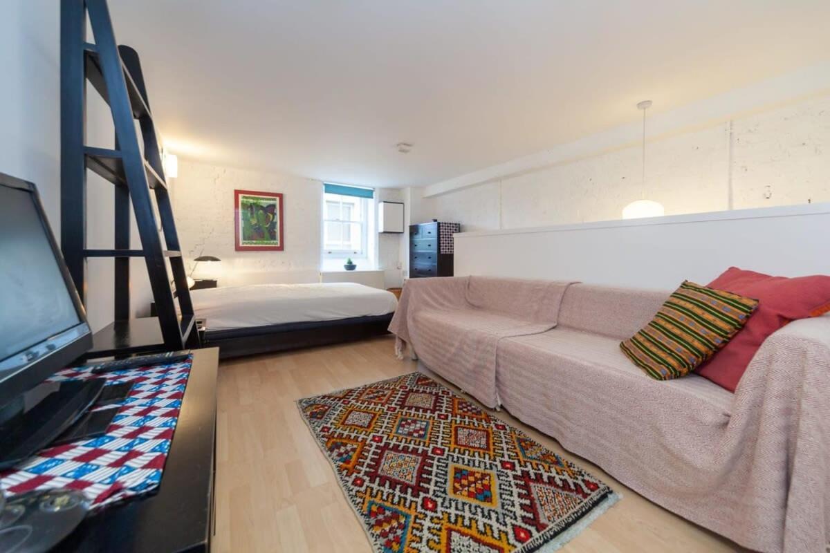 Charming 1 Bedroom Apartment In Old School House London Eksteriør billede